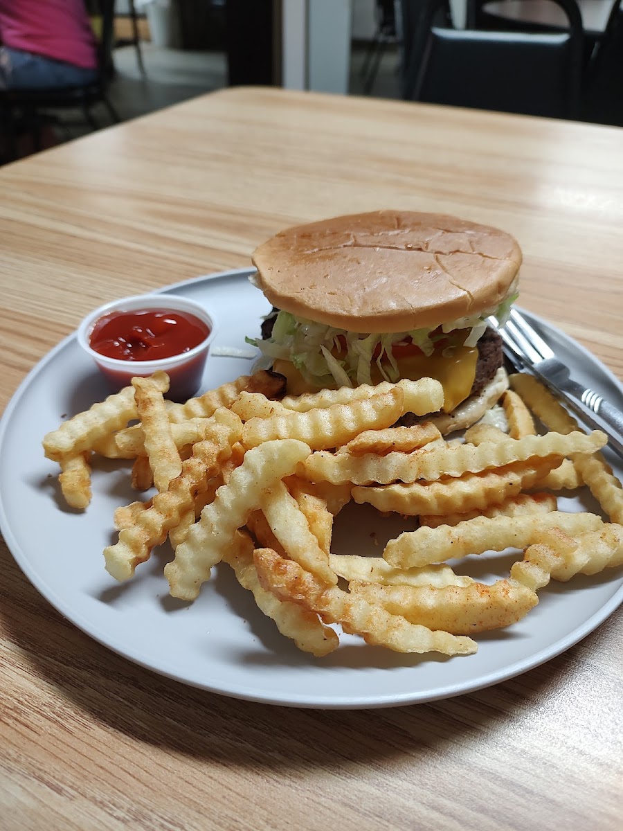 Becky's Grocery And Grill-9